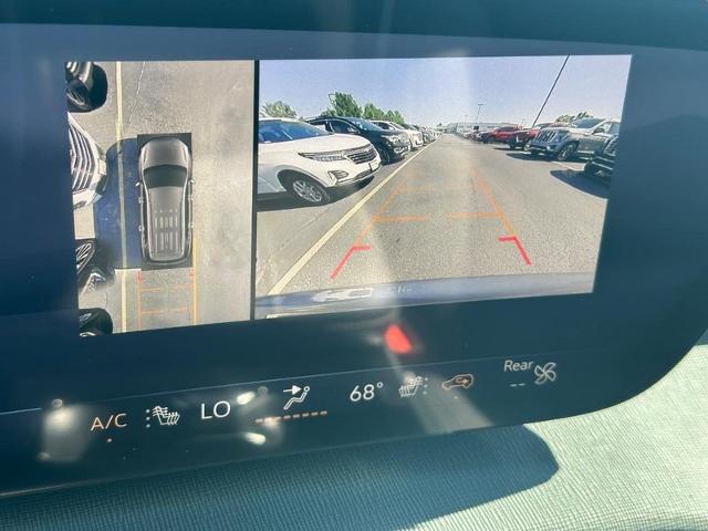 2025 Buick Enclave Vehicle Photo in COLUMBIA, MO 65203-3903