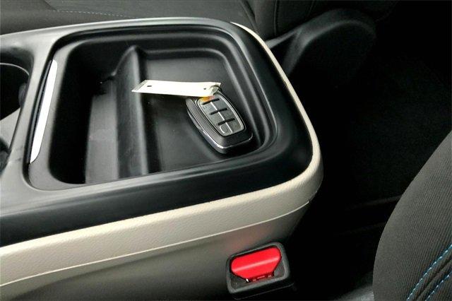 2021 Chrysler Pacifica Vehicle Photo in TOPEKA, KS 66609-0000