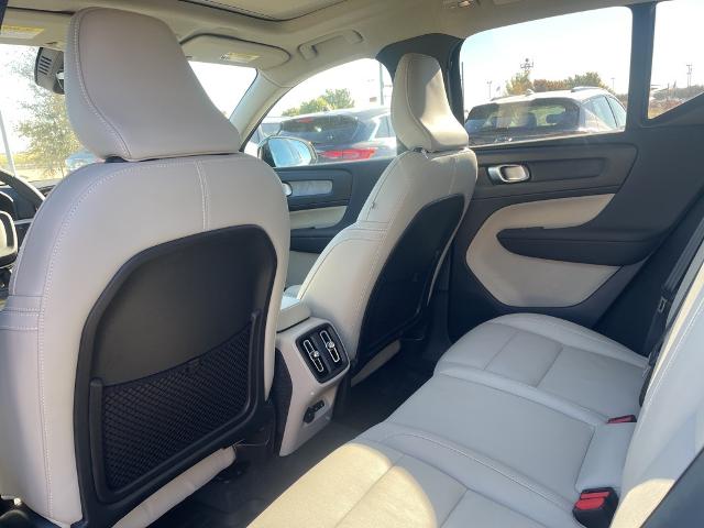 2025 Volvo XC40 Vehicle Photo in Grapevine, TX 76051