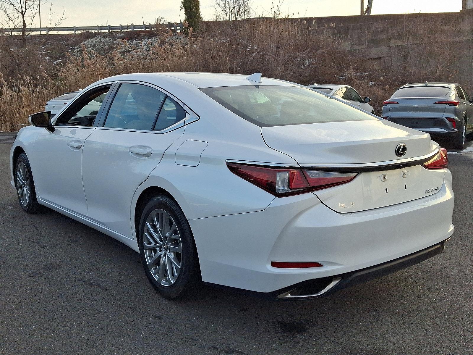 2022 Lexus ES 350 Vehicle Photo in Trevose, PA 19053