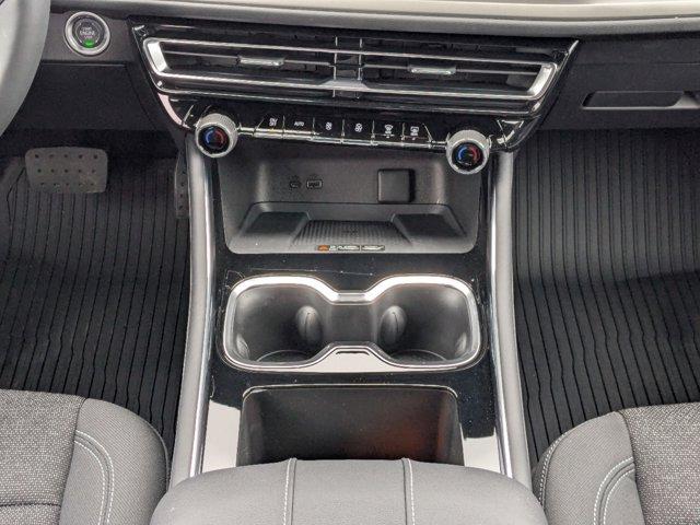 2025 Chevrolet Traverse Vehicle Photo in BRUNSWICK, GA 31525-1881