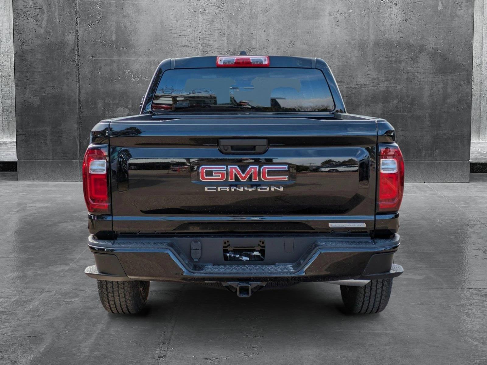 2024 GMC Canyon Vehicle Photo in GOLDEN, CO 80401-3850