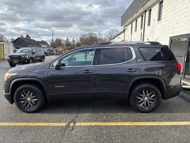 2017 GMC Acadia Vehicle Photo in CHICOPEE, MA 01020-5001