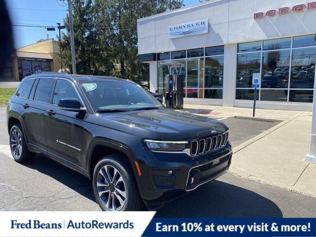 2025 Jeep Grand Cherokee Vehicle Photo in Doylsetown, PA 18901