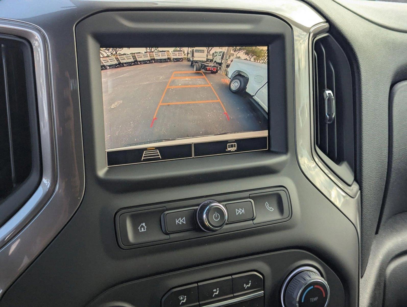 2025 Chevrolet Silverado 1500 Vehicle Photo in GREENACRES, FL 33463-3207
