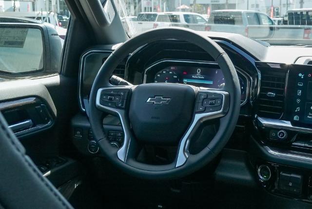 2025 Chevrolet Silverado 1500 Vehicle Photo in VENTURA, CA 93003-8585