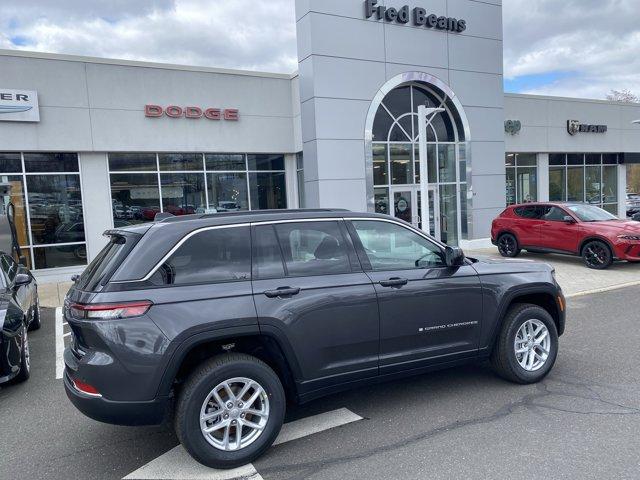 2025 Jeep Grand Cherokee Vehicle Photo in Doylsetown, PA 18901