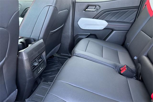 2025 GMC Canyon Vehicle Photo in ELK GROVE, CA 95757-8703