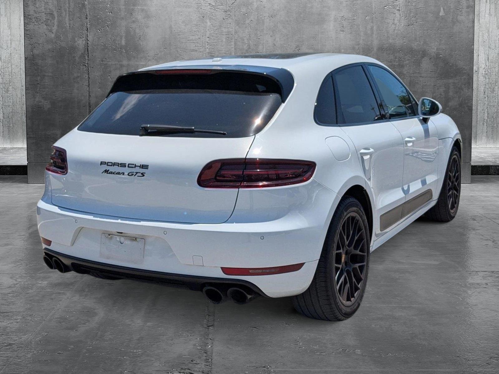2017 Porsche Macan Vehicle Photo in Miami, FL 33169