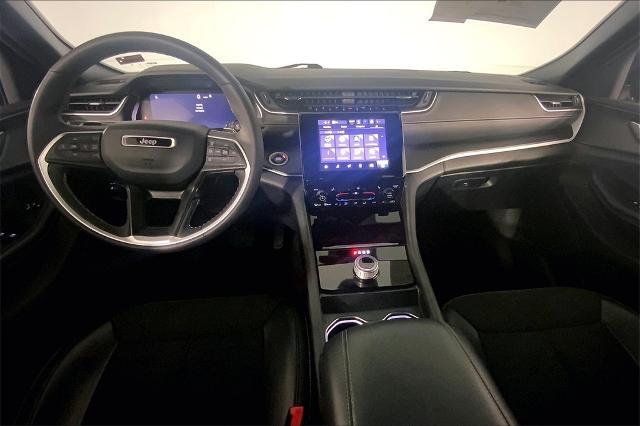 2024 Jeep Grand Cherokee L Vehicle Photo in Kansas City, MO 64114