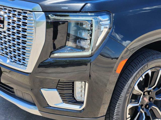 2022 GMC Yukon XL Vehicle Photo in DENTON, TX 76210-9321