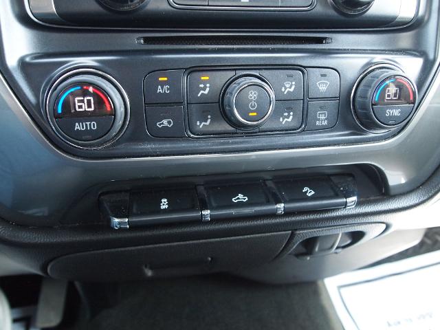 2017 Chevrolet Silverado 1500 Vehicle Photo in MADISON, IN 47250-1611