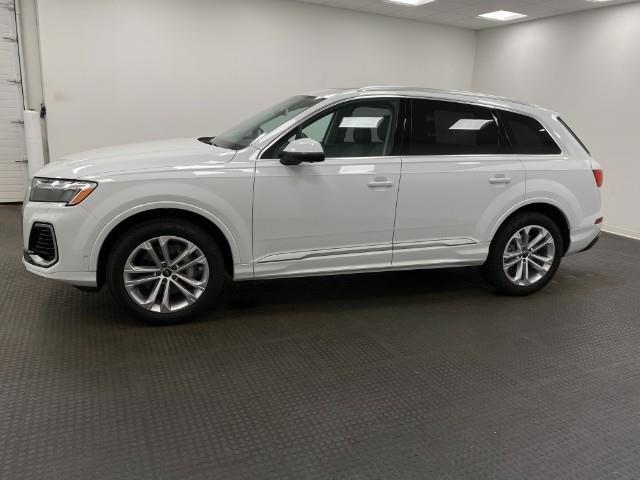 2025 Audi Q7 Vehicle Photo in Appleton, WI 54913