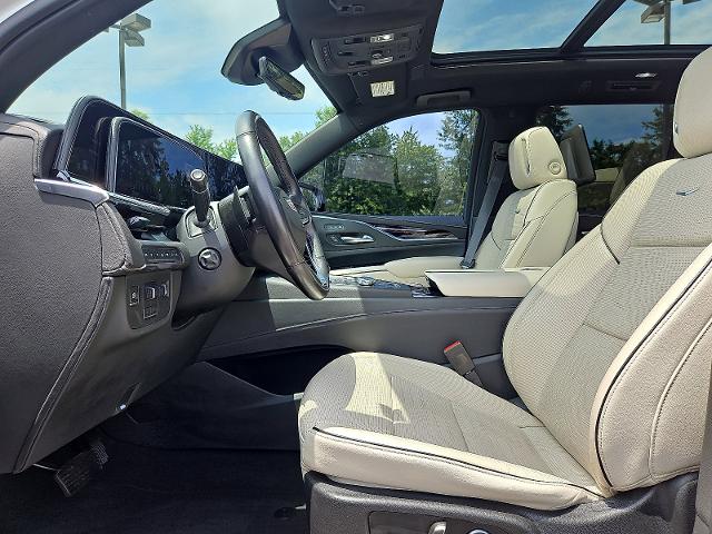 2021 Cadillac Escalade Vehicle Photo in TREVOSE, PA 19053-4984