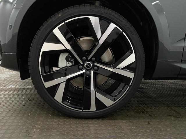 2026 Volvo XC60 Plug-In Hybrid Vehicle Photo in Appleton, WI 54913