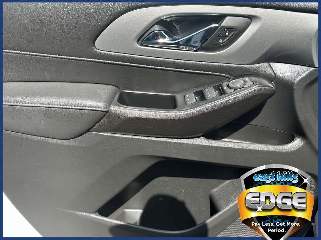 2023 Chevrolet Traverse Vehicle Photo in Roslyn, NY 11576