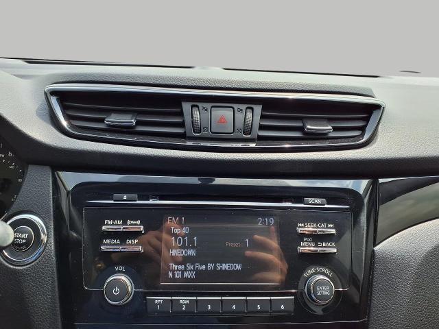 2017 Nissan Rogue Sport Vehicle Photo in Oshkosh, WI 54904