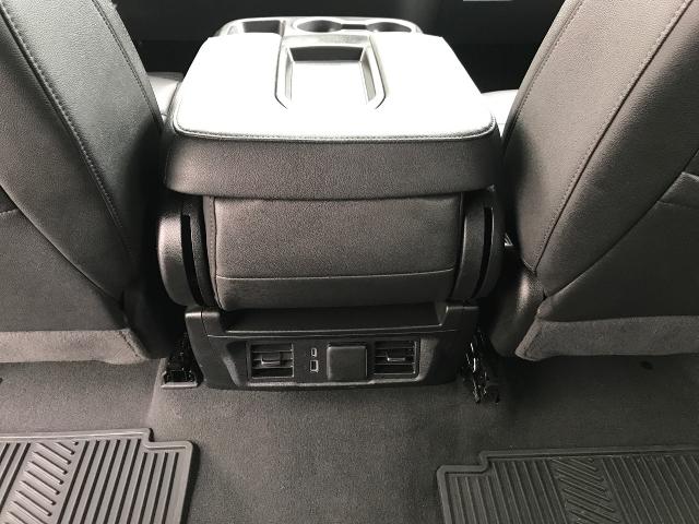 2025 GMC Sierra 1500 Vehicle Photo in GREEN BAY, WI 54303-3330