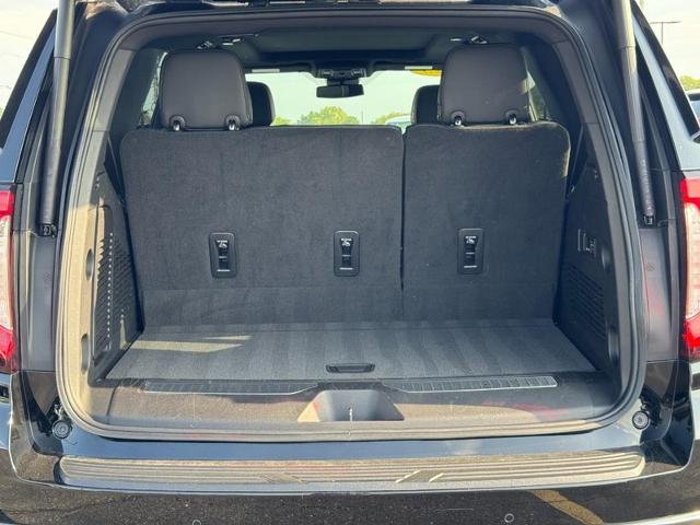 2023 GMC Yukon Vehicle Photo in COLUMBIA, MO 65203-3903
