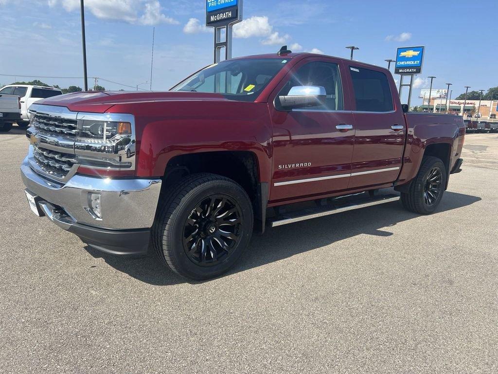 2018 Chevrolet Silverado 1500 Vehicle Photo in Marion, IA 52302