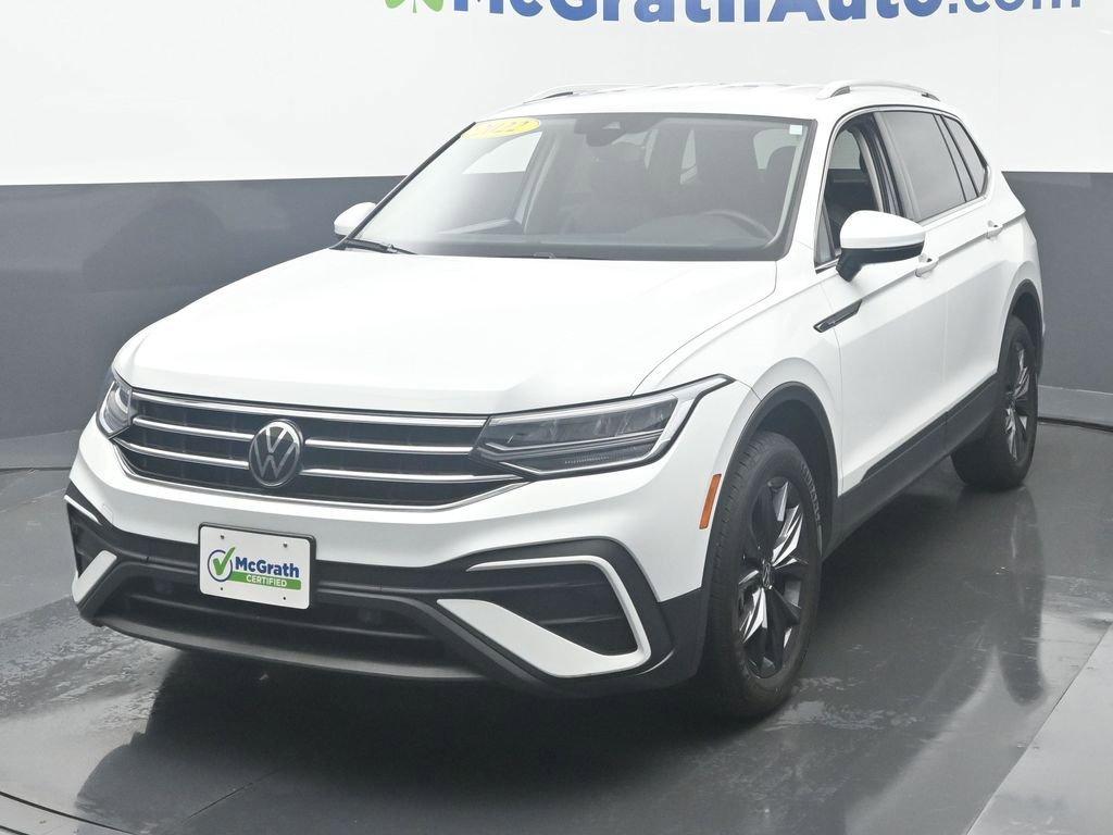2022 Volkswagen Tiguan Vehicle Photo in Marion, IA 52302
