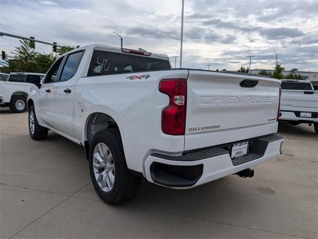 2024 Chevrolet Silverado 1500 Vehicle Photo in ENGLEWOOD, CO 80113-6708