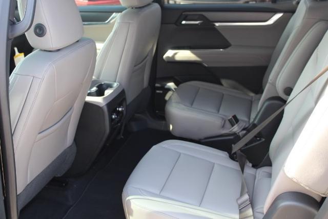 2025 GMC Acadia Vehicle Photo in Greenville, TX 75402