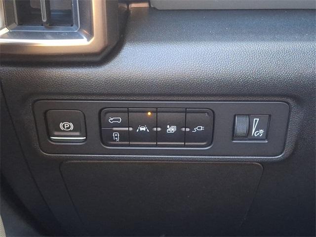 2025 GMC HUMMER EV SUV Vehicle Photo in LEWES, DE 19958-4935