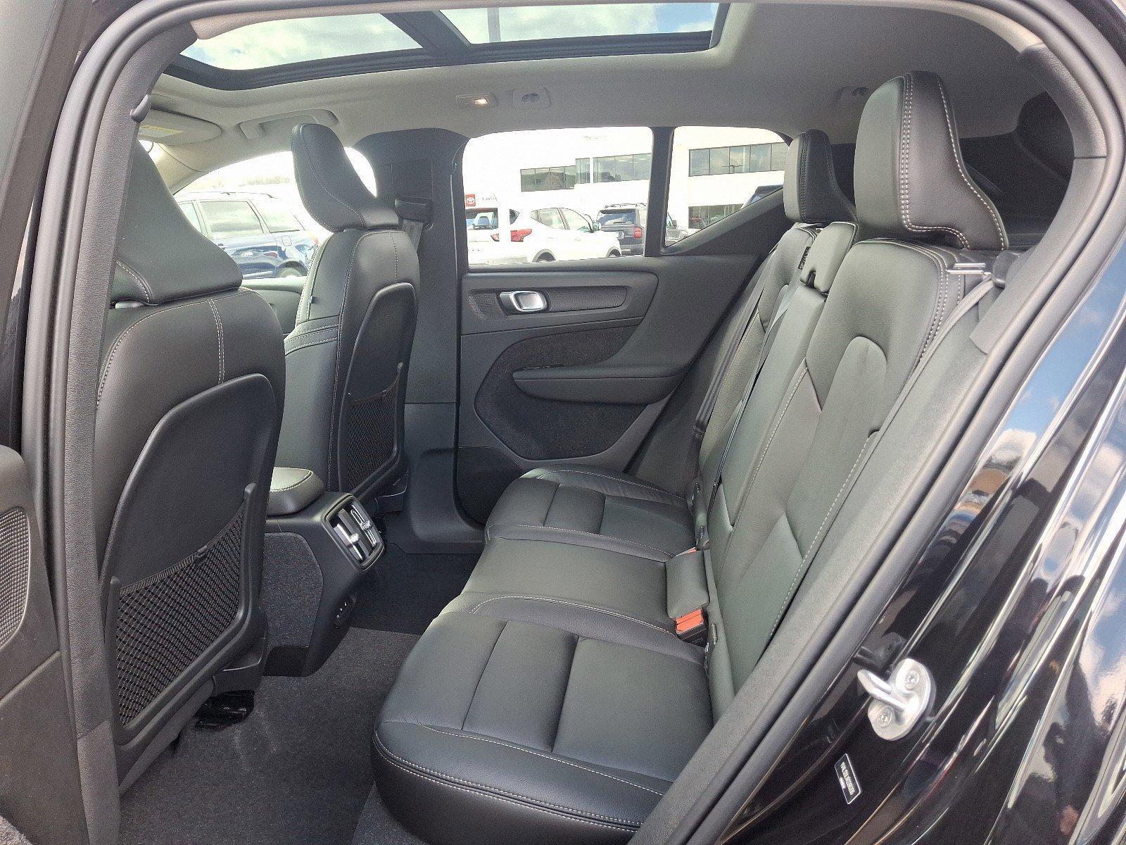 2024 Volvo XC40 Vehicle Photo in Harrisburg, PA 17111