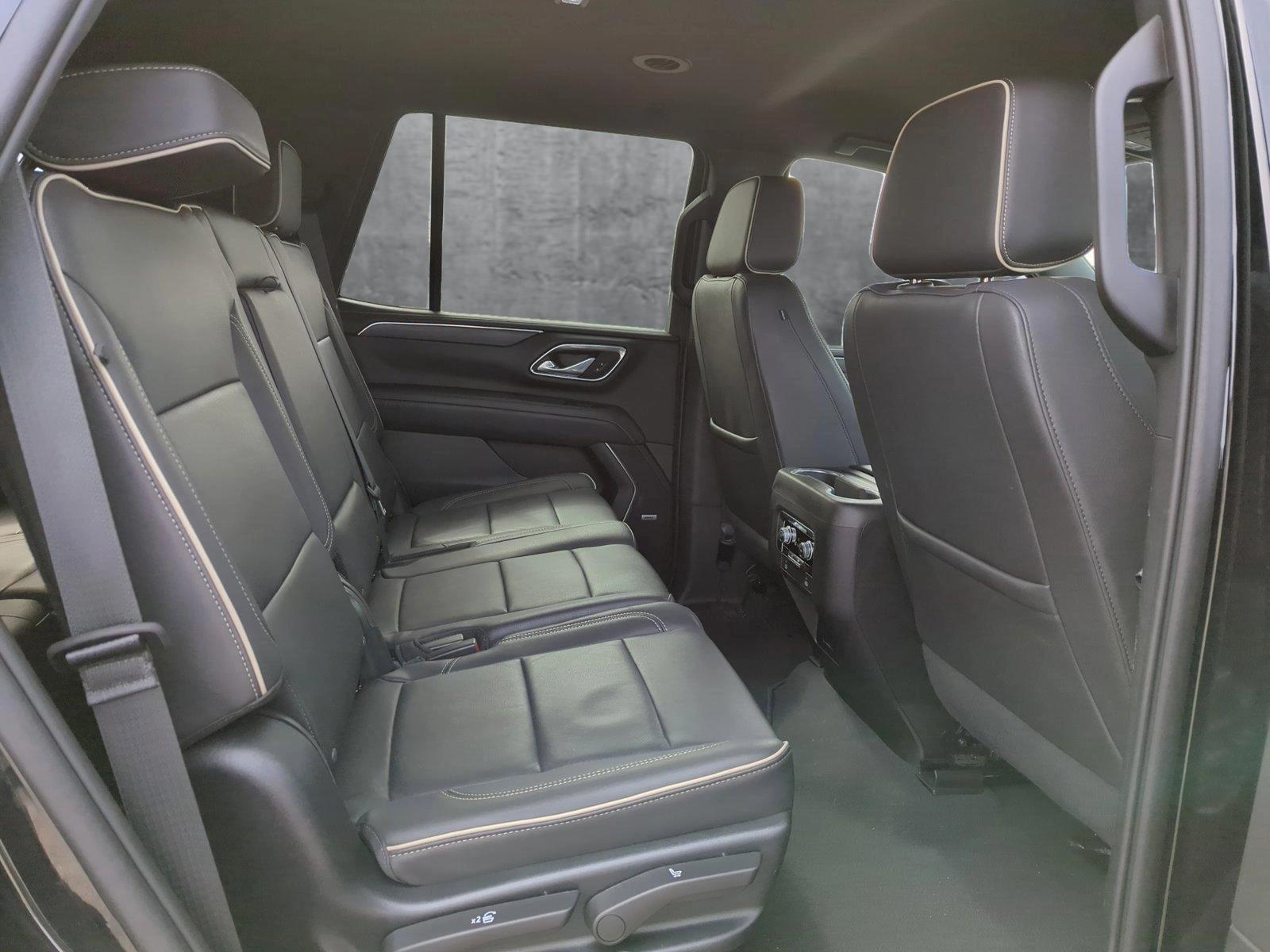 2023 GMC Yukon Vehicle Photo in Memphis, TN 38128