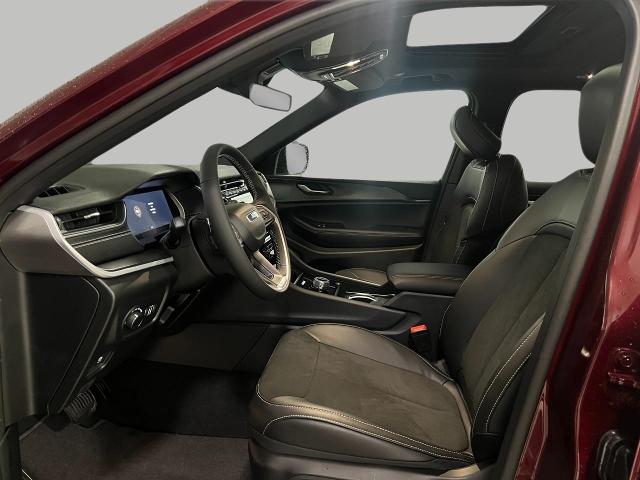 2025 Jeep Grand Cherokee Vehicle Photo in Oshkosh, WI 54901
