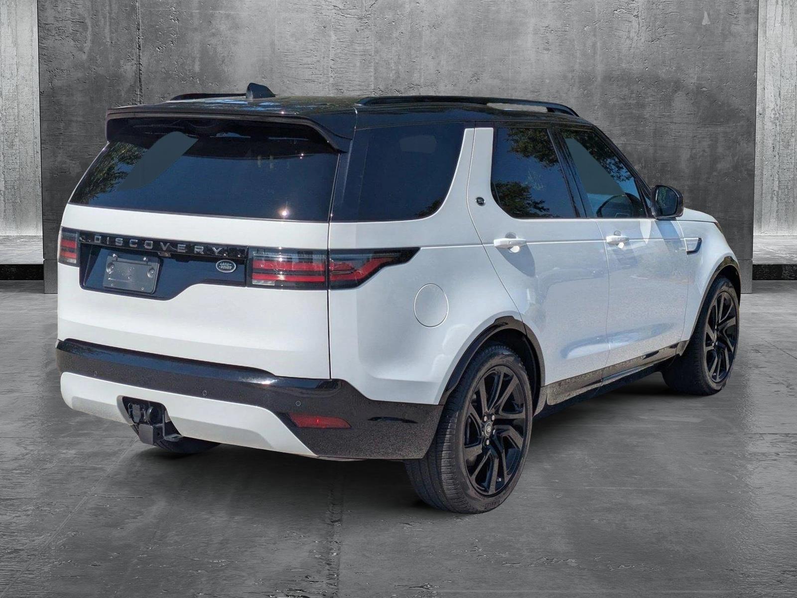 2023 Land Rover Discovery Vehicle Photo in Sarasota, FL 34231