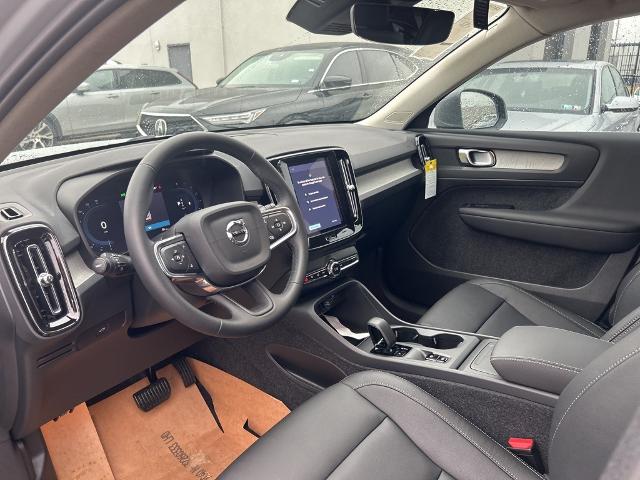 2025 Volvo XC40 Vehicle Photo in Grapevine, TX 76051