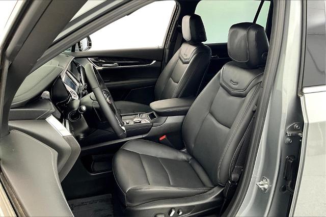 2025 Cadillac XT6 Vehicle Photo in Grapevine, TX 76051