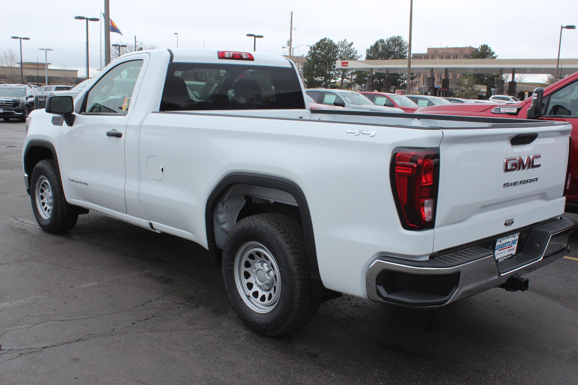 2025 GMC Sierra 1500 Vehicle Photo in AURORA, CO 80012-4011