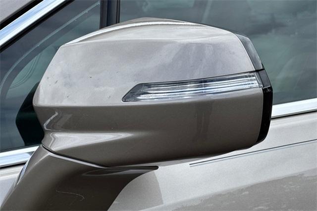 2022 Cadillac XT5 Vehicle Photo in ELK GROVE, CA 95757-8703