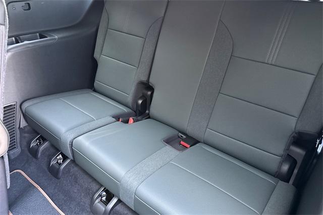 2025 GMC Acadia Vehicle Photo in ELK GROVE, CA 95757-8703