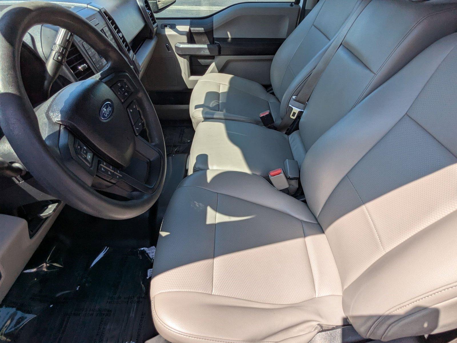 2016 Ford F-150 Vehicle Photo in Jacksonville, FL 32244