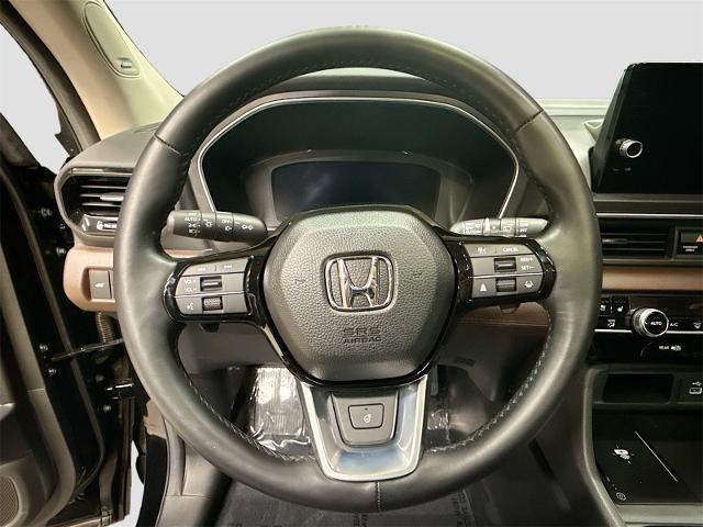 2024 Honda Pilot Vehicle Photo in EVERETT, WA 98203-5662