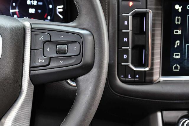 2023 GMC Yukon XL Vehicle Photo in DALLAS, TX 75235