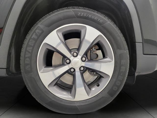 2019 Jeep Cherokee Vehicle Photo in APPLETON, WI 54914-4656
