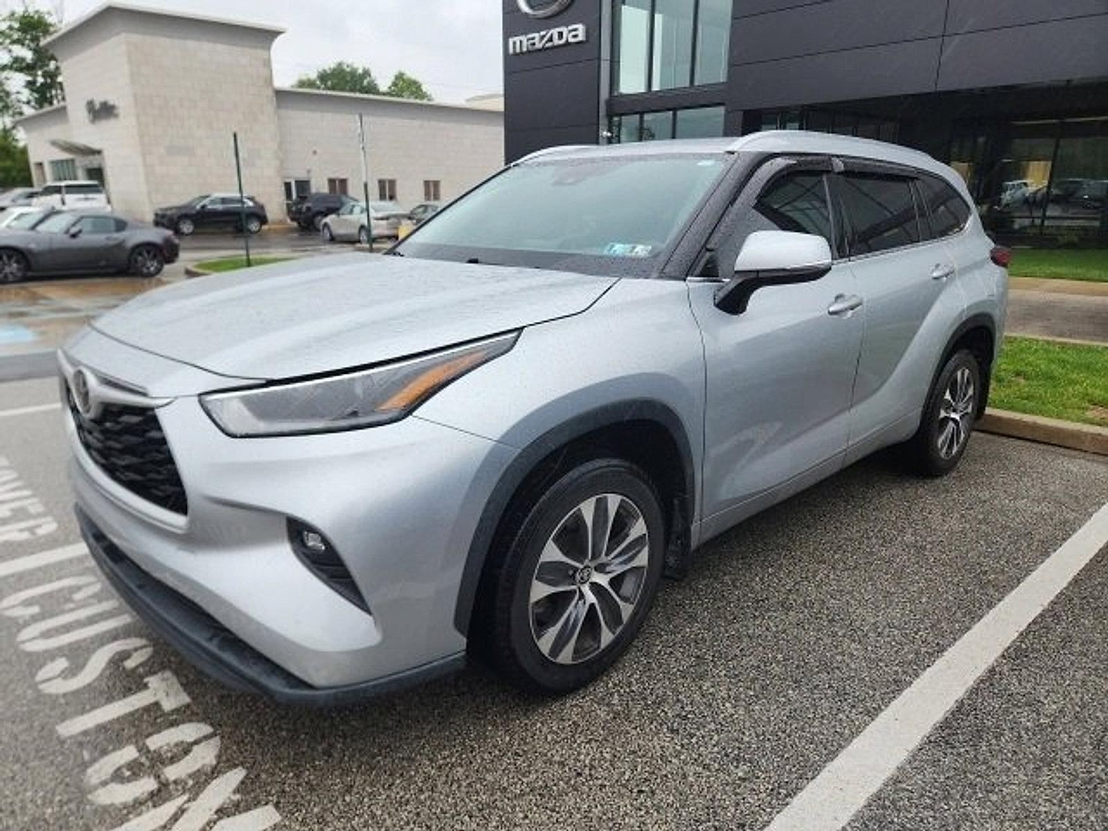 2021 Toyota Highlander Vehicle Photo in Trevose, PA 19053