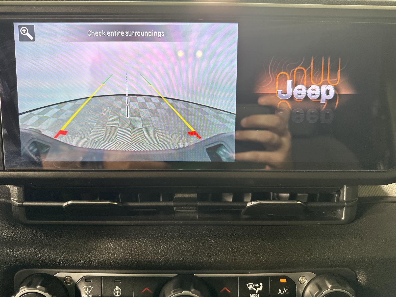 2024 Jeep Gladiator Vehicle Photo in GEORGETOWN, TX 78626-7508
