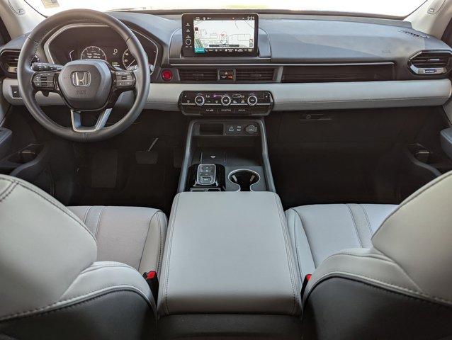 2025 Honda Pilot Vehicle Photo in San Antonio, TX 78230