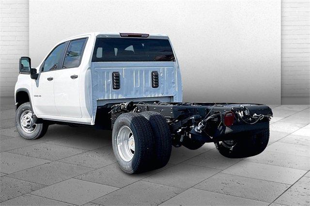 2025 Chevrolet Silverado 3500 HD Chassis Cab Vehicle Photo in INDEPENDENCE, MO 64055-1314