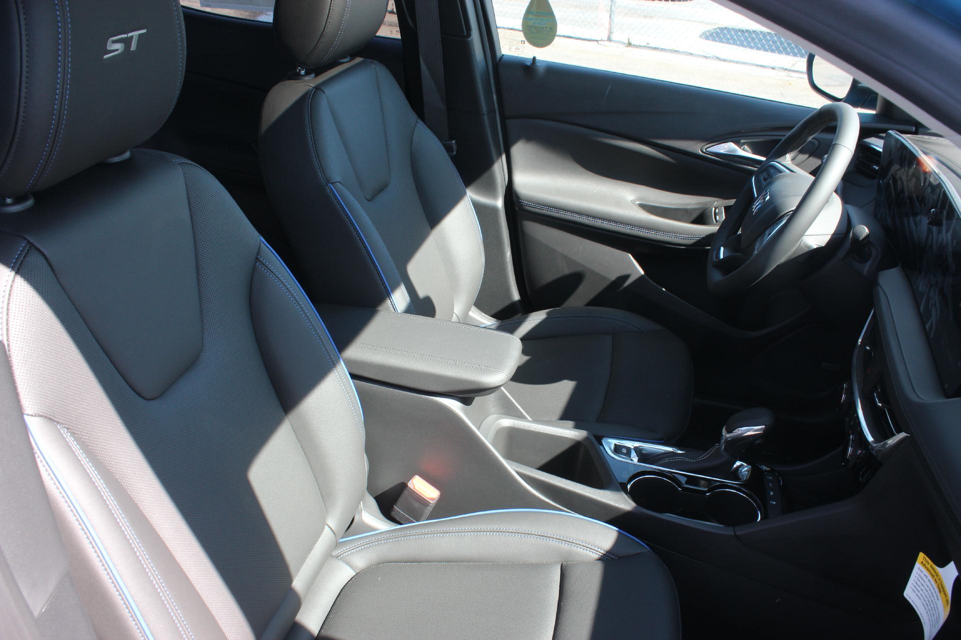 2026 Buick Encore GX Vehicle Photo in AURORA, CO 80012-4011