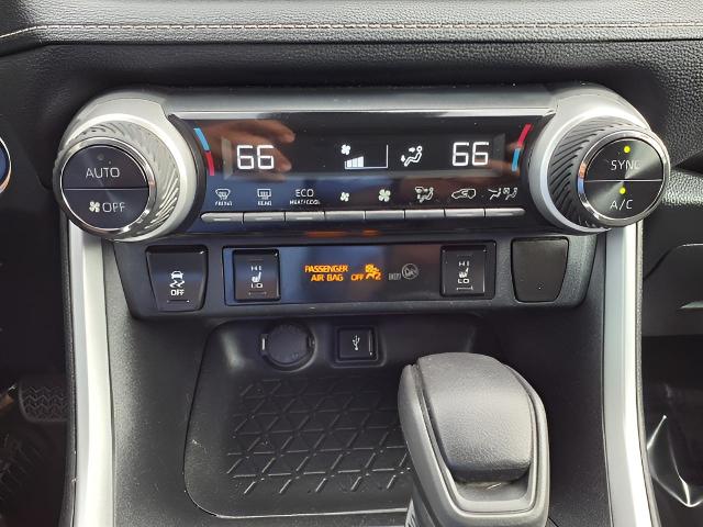 2020 Toyota RAV4 Vehicle Photo in Oshkosh, WI 54904