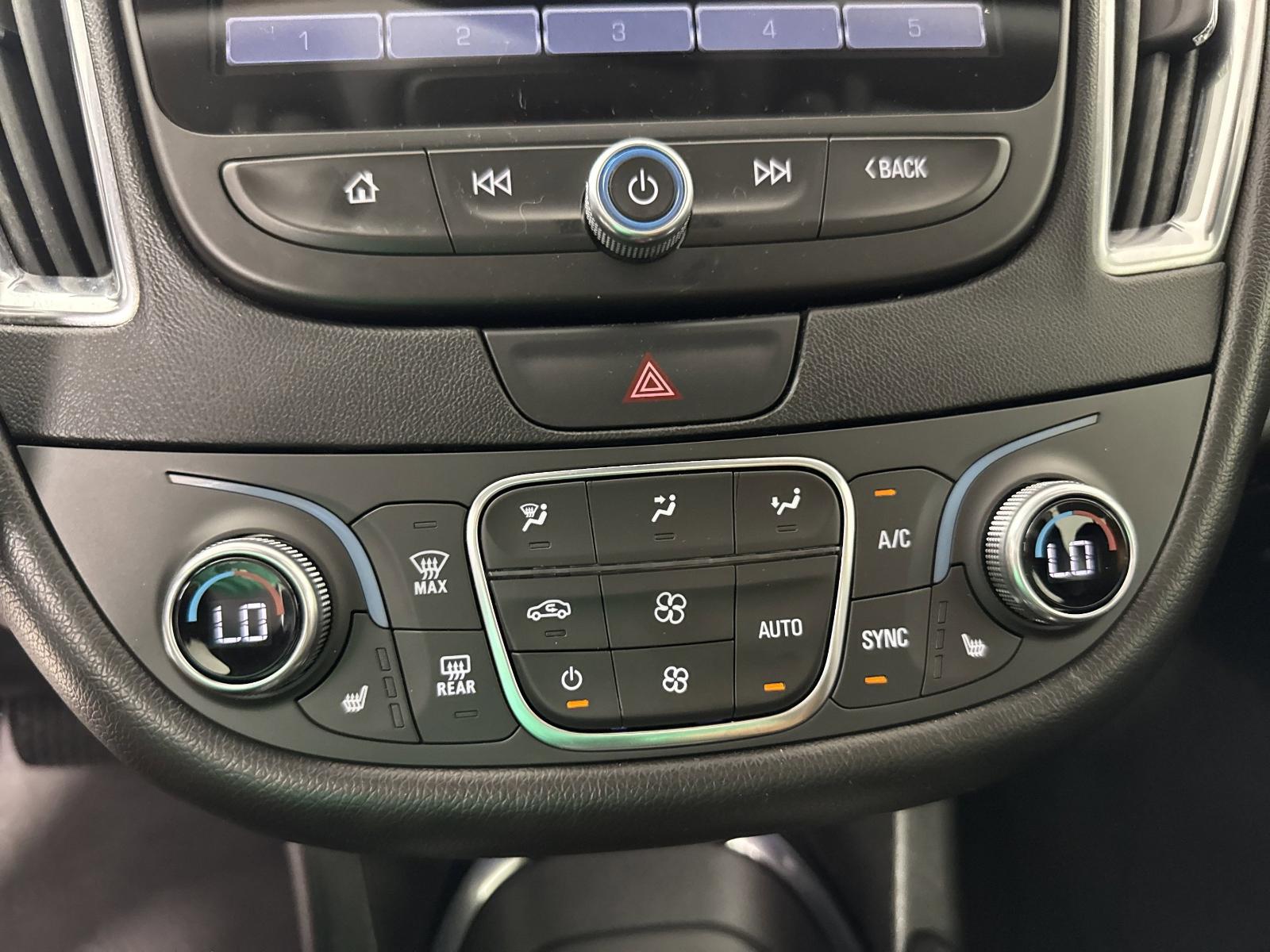 2018 Chevrolet Malibu Vehicle Photo in GEORGETOWN, TX 78626-7508