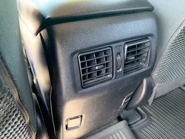 2015 Toyota 4Runner Vehicle Photo in MOON TOWNSHIP, PA 15108-2571
