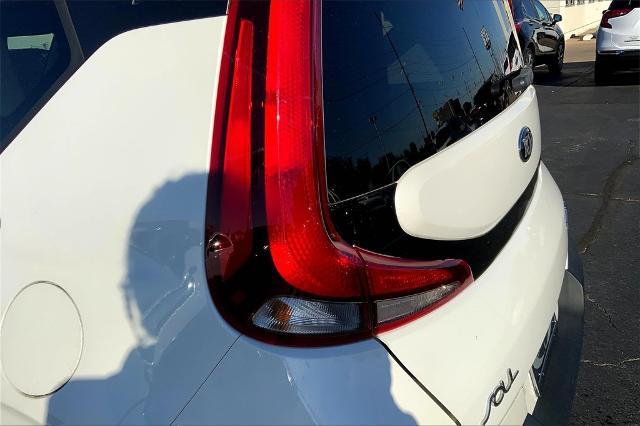 2021 Kia Soul Vehicle Photo in Lees Summit, MO 64086